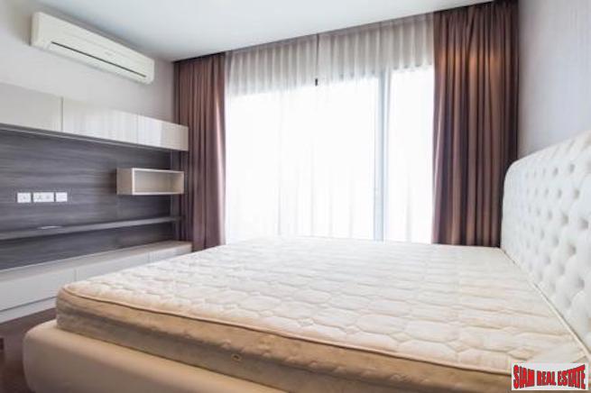 Ivy Ampio Condominium | Elegant Three Bedroom Duplex for Sale on Fantastic Ratchadapisek Road-22