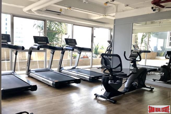 The room Sathorn-TanonPun