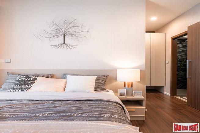 Ready to Move in Smart Green High-Rise Condos with Commercial District and IT Hub on Sukhumvit Road, BTS Punnawithi - 1 Bed Units-18