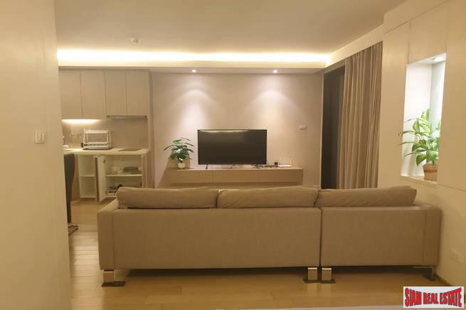 Mode Sukhumvit 61 | Big One Bedroom for Rent in a Low Rise Building Near BTS Ekkamai-15