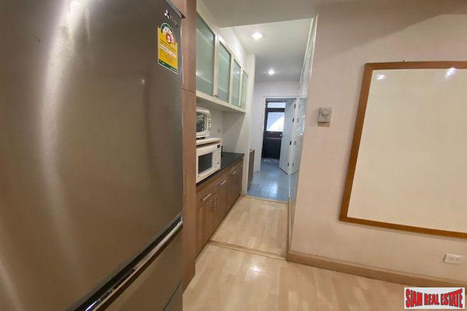 Royal Castle Sukhumvit 39 | Spacious Three Bedroom Condo with Built-in Furniture for Sale in Phrom Phong-3