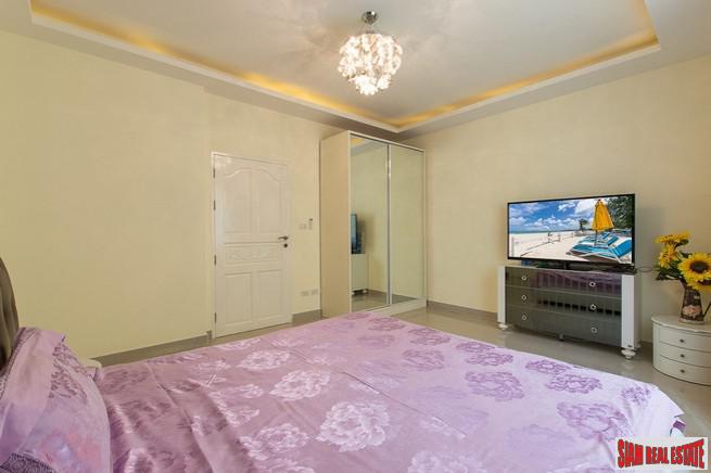 Platinum Residence | Bright & Spacious Five Bedroom Pool Villa for Sale in a Gated Rawai Complex-21