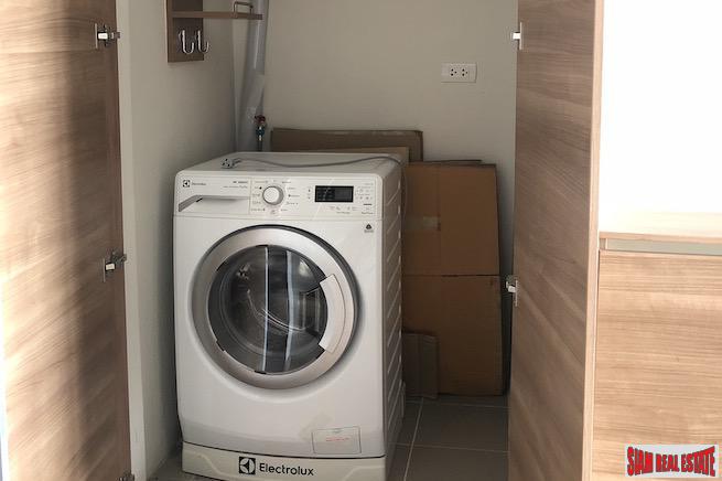 Rhythm Sathorn | Furnished Two Bedroom Condo with Beautiful City Views for Sale in Sathorn-12
