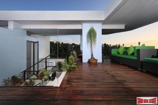 Absolute Twin Sands | Fantastic One Bedroom Penthouse with 180 Degree Sea Views for Sale in Patong-14