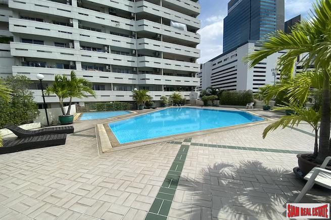 Baan Sukhumvit 36 | Large Two Bedroom Condo for Sale in Thong Lo with Unblocked City Views-0