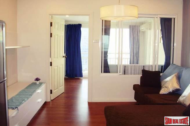 Grand Parkview Asoke | Comfortable One Bedroom Condo on the 27th Floor for Rent-10