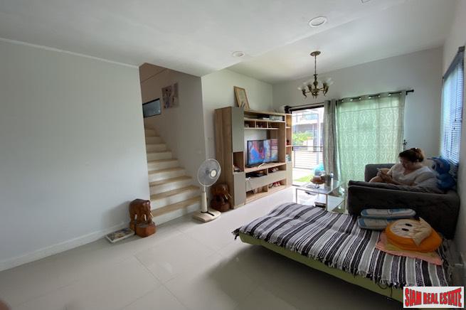 The Connect 35 | Large Two Bedroom Bright & Comfortable Townhouse for Sale in Phatthanakan-7