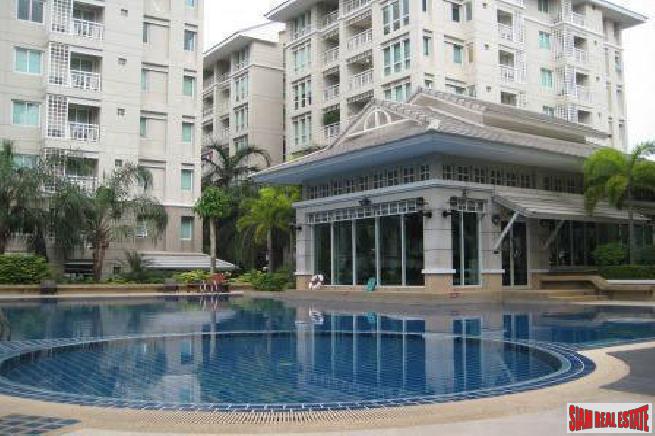 Baan C.K. Apartment