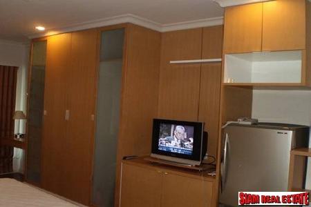 Cozy living of Studio unit, 1 Bathroom, on 16th floor at Grand Park View Asok, Sukhumvit 21-0