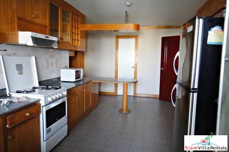 D.S. Tower I | Spacious Three Bedroom Condo for Rent on Sukhumvit 33-4