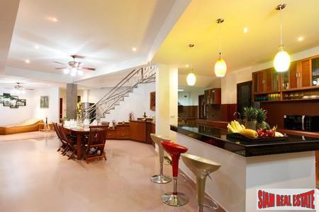 Karon Seaview Apartment